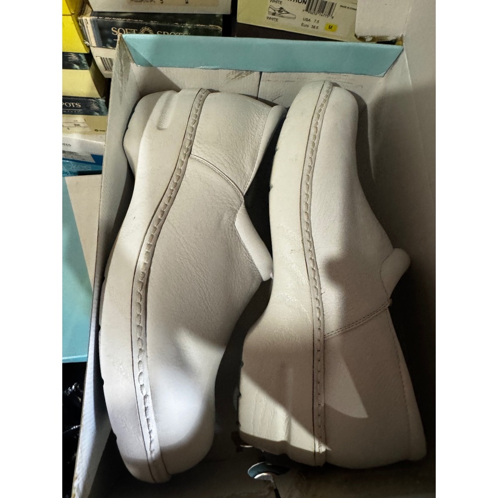 Cherokee Optimum WHZ White Leather Slip Resistant Clogs Womens 11W Work Shoes